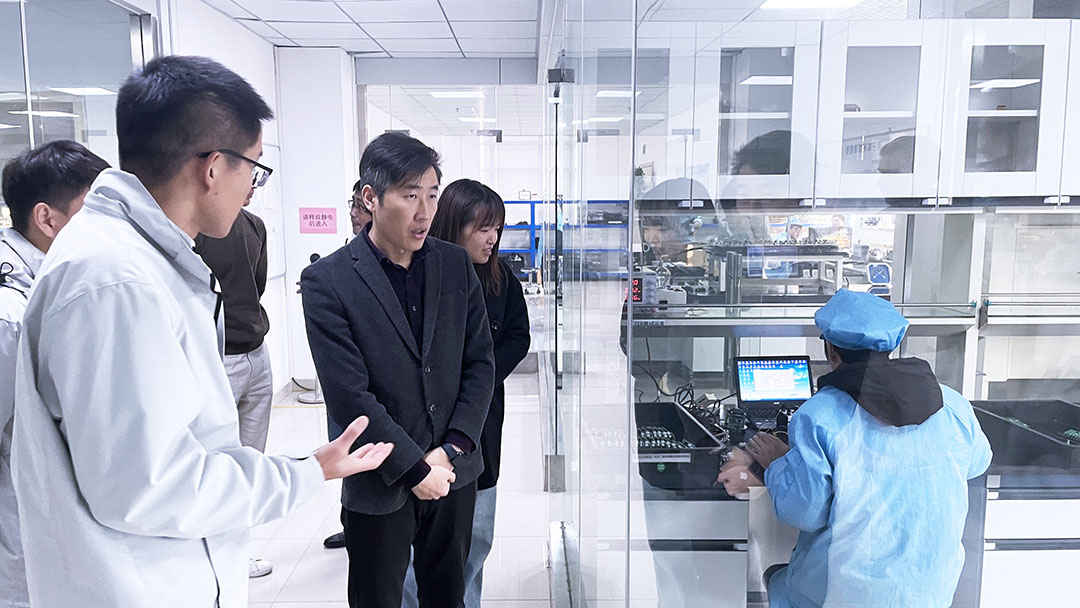 阿特拉斯·科普柯集團領(lǐng)導(dǎo)一行蒞臨科邁捷參觀考察